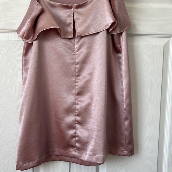 Shiny‎ dress - Picture 3 of 5